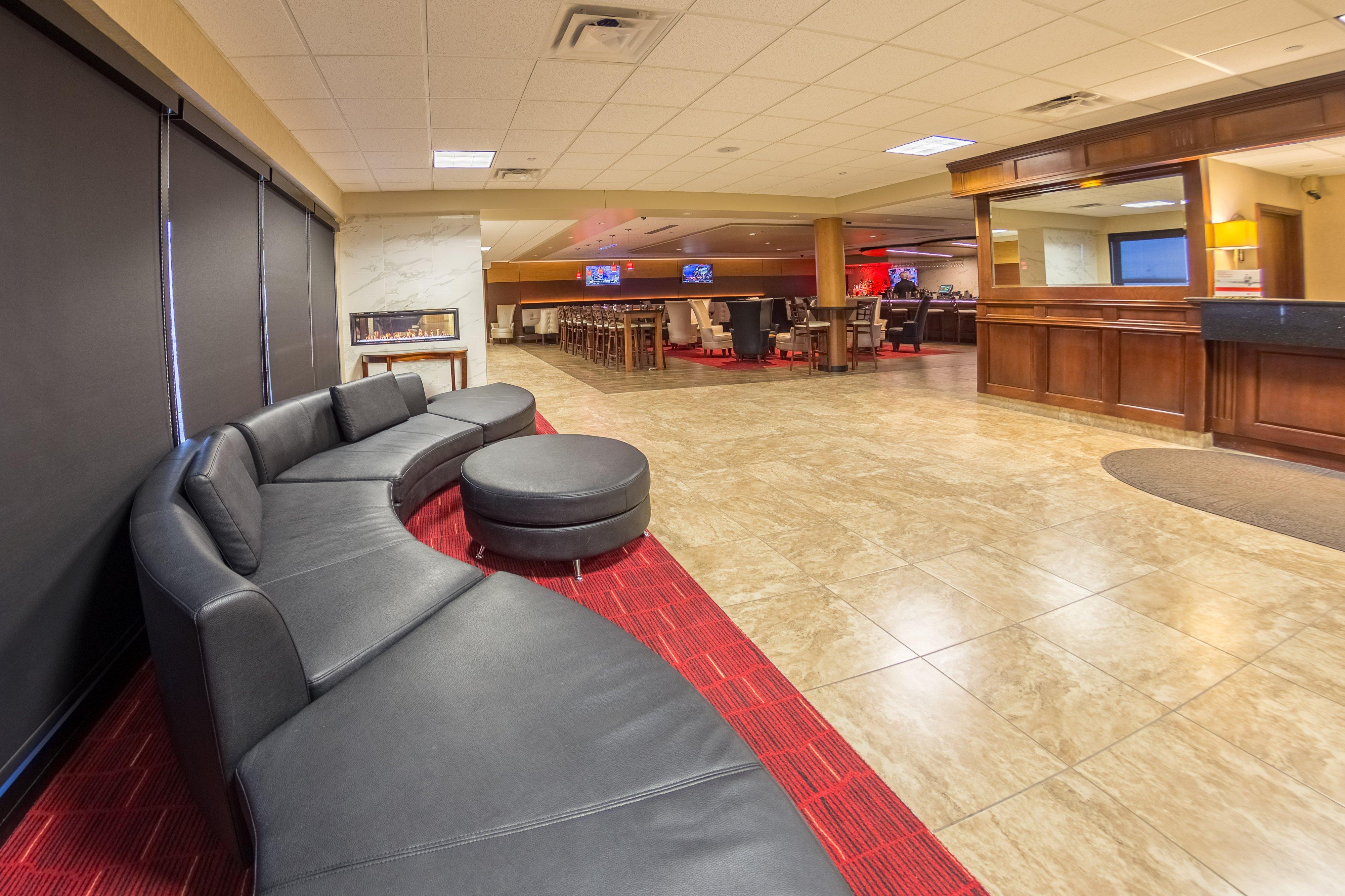 Holiday Inn Des Moines-Airport Conf Center By Ihg Exterior photo