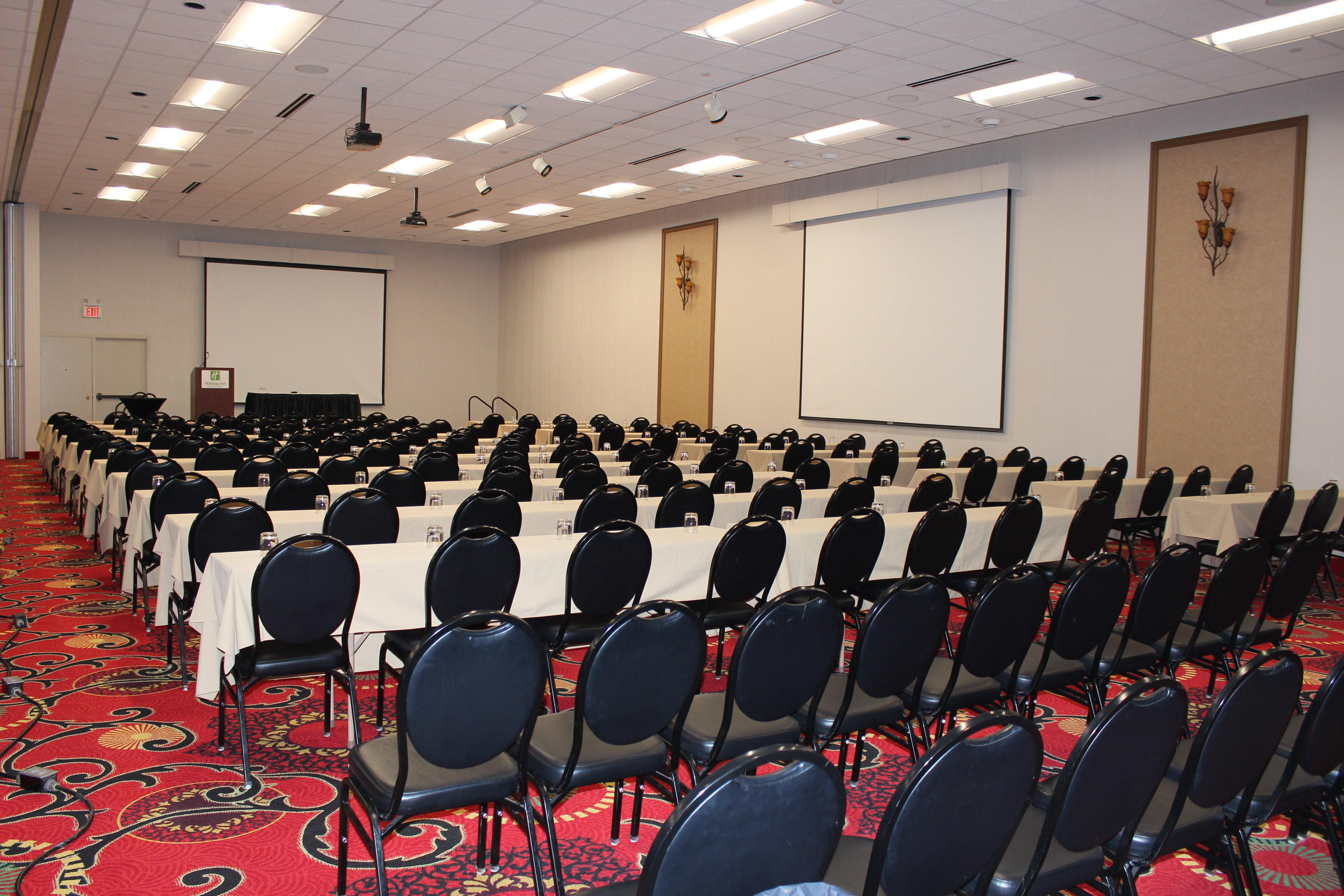 Holiday Inn Des Moines-Airport Conf Center By Ihg Exterior photo